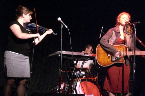 An Electrified Fiddle. Who Can Figure Out Such Devices? An Electrified Fiddle. Who Can Figure Out Such Devices?